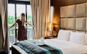 Amaroossa Suite Bali